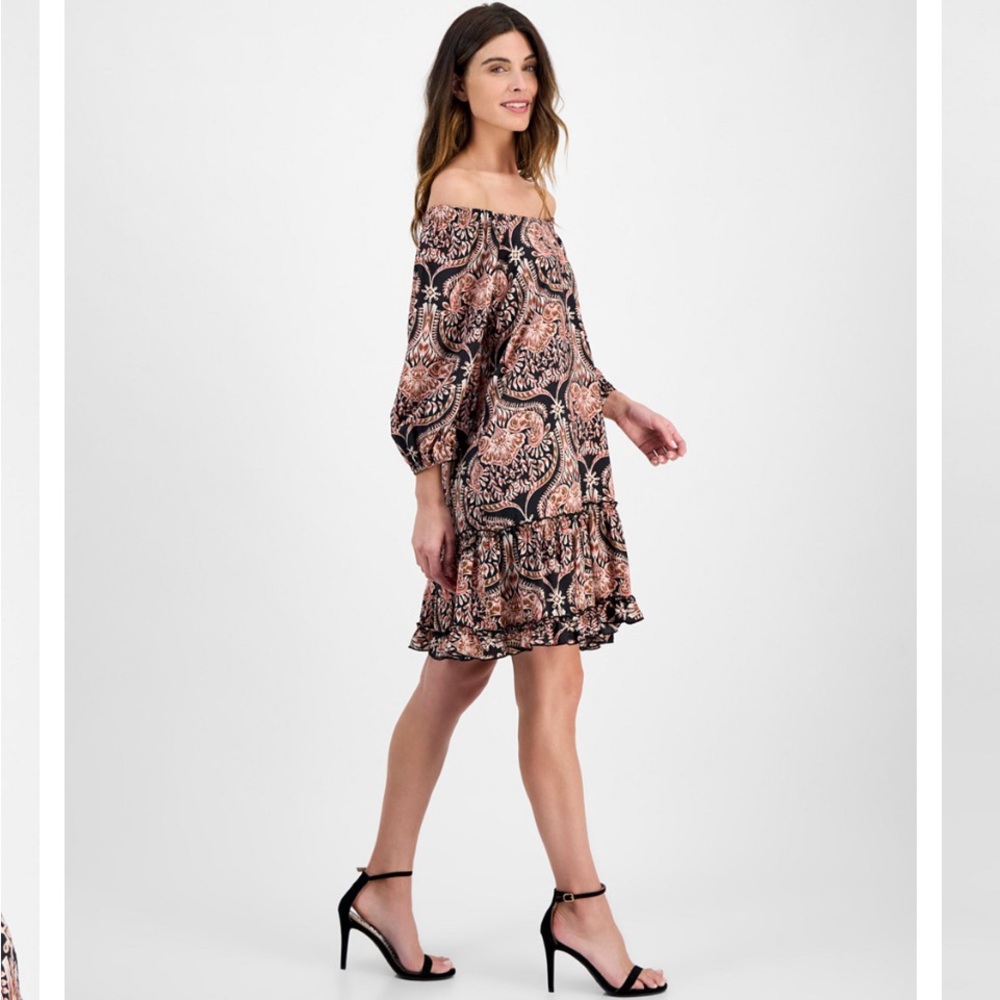Women’s Ruffled Shift Dress - Picture 4 of 6